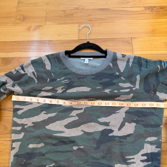 Women Sofia Jeans Drop-Shoulder Crewneck Sweatshirt in Camo Green Size Small - Picture 4 of 8